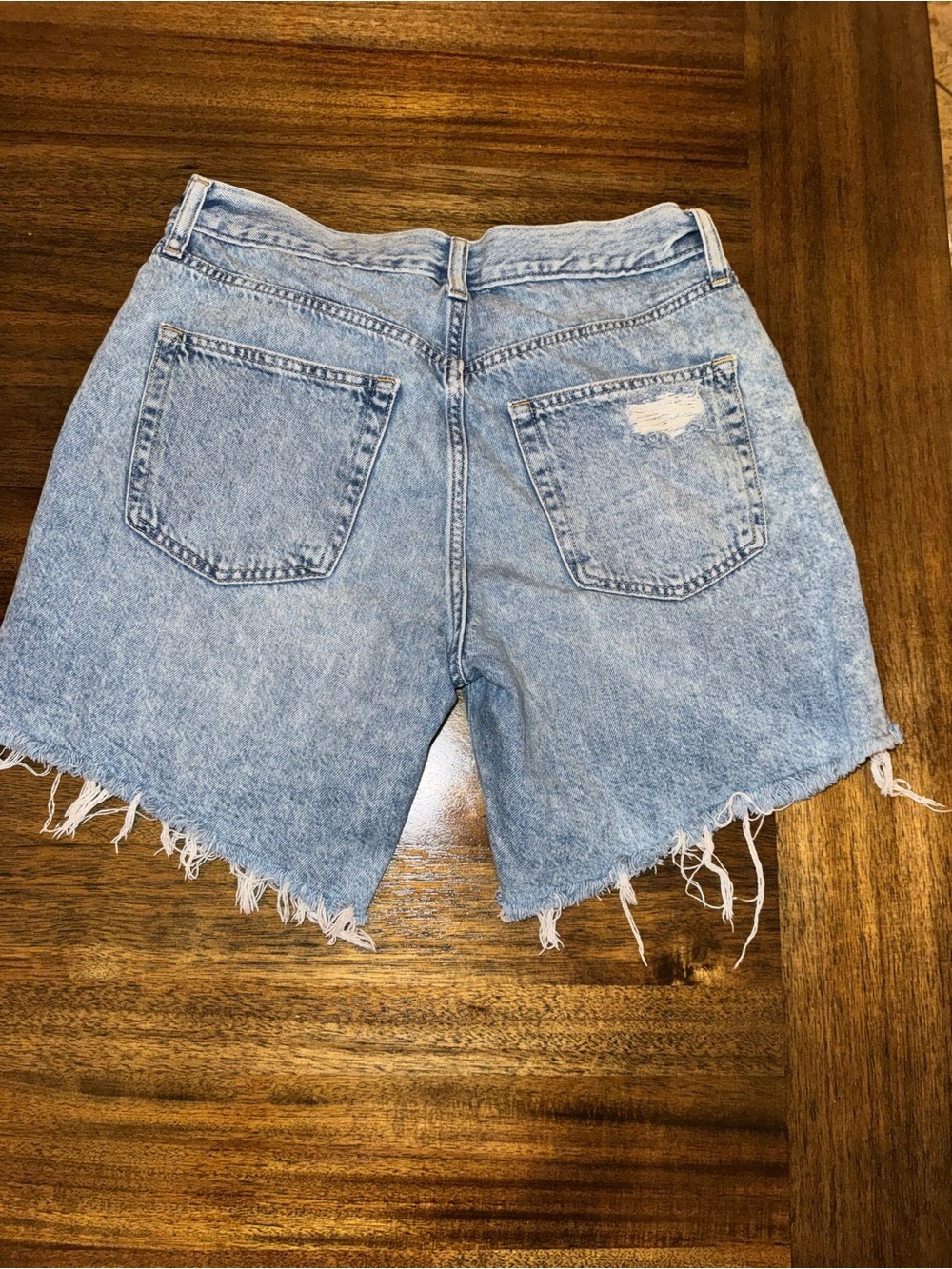 GAP loose Distressed Bermuda mid rise blue distressed Jean Shorts - Picture 7 of 10